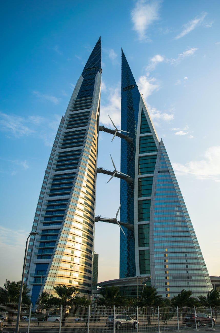 the bahrain world trade center with wind turbines