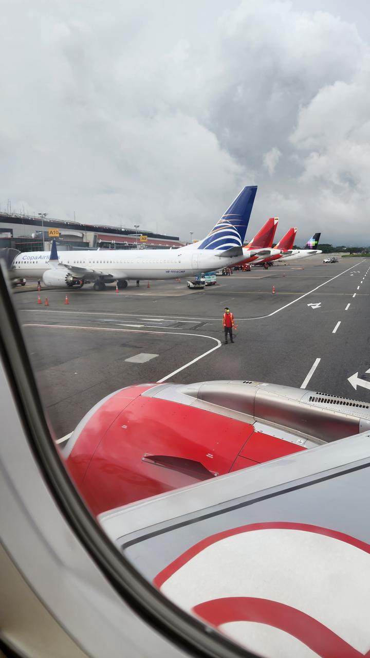 TRAVEL SALE!? MIRA BIEN QUE COMPRAS!! OJO SI LAS ESCALAS SON CON DIFERENTES AEROLINEAS!!!!